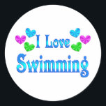 I Liebe Schwimmen Runder Aufkleber<br><div class="desc">Schwimmfreunde können ihre Liebe mit diesem strahlend blauen Design mit Herz und Worten zeigen - ich Liebe Schwimmen. Das ist ein tolles Geschenk für einen Schwimmer.</div>