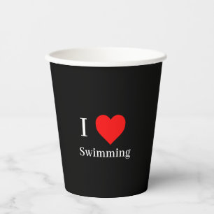 I Liebe Schwimmen Typografie & Rotes Herz Schwarz Pappbecher