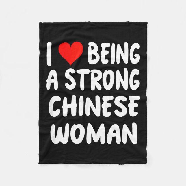 I Love Being A Strong Chinese Woman - Heart - Chin Fleecedecke (Vorderseite)