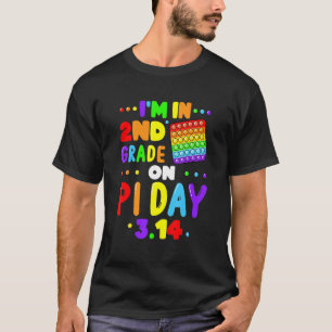 I m in der zweiten Klasse am 3. 14. Pi. Mathematik T-Shirt