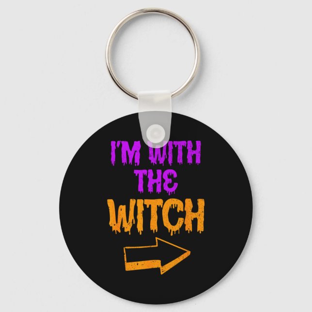 I’m With The Witch Funny Halloween Matching Couple Schlüsselanhänger (Vorderseite)