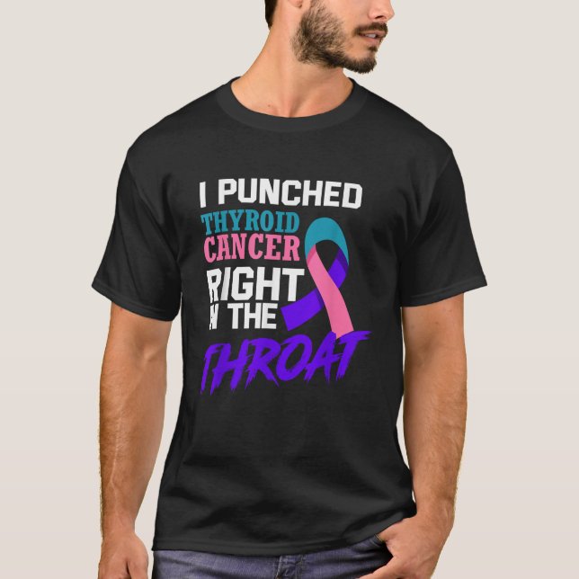 I Punched Thyroid Cancer Funny Thyroid Cancer Surv T-Shirt (Vorderseite)