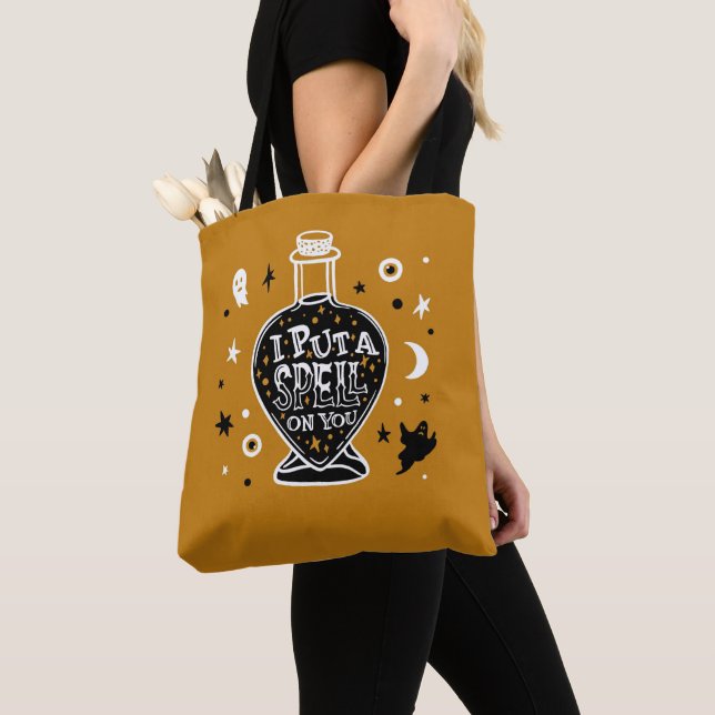 I put a spell on you tasche (Von Nahem)