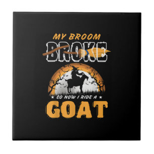 I Ride a Goat Funny Farming Halloween Farmer Ohrts Fliese
