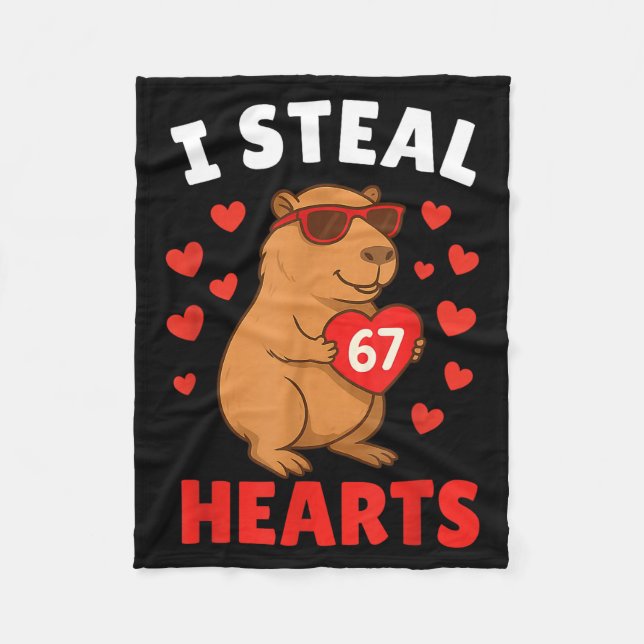 I Steal 67 Hearts Valentine’s Day 67 Meme 6 7 Capy Fleecedecke (Vorderseite)