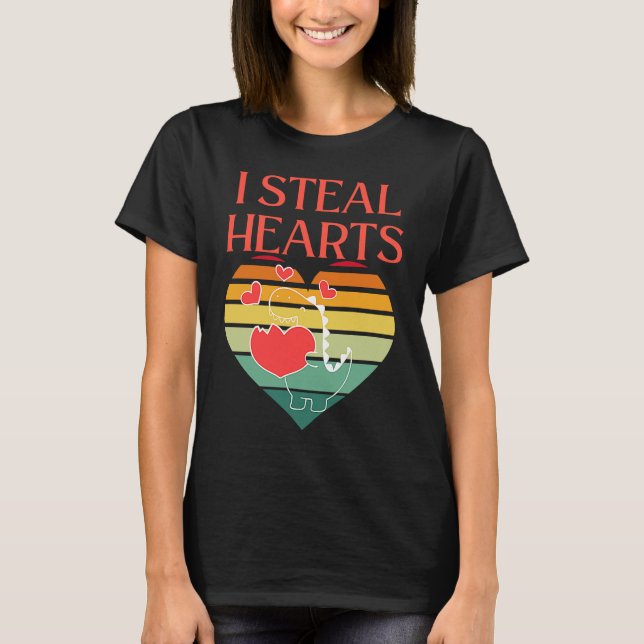 I Steal Hearts Cute Dino Valentines Day T-Shirt (Vorderseite)