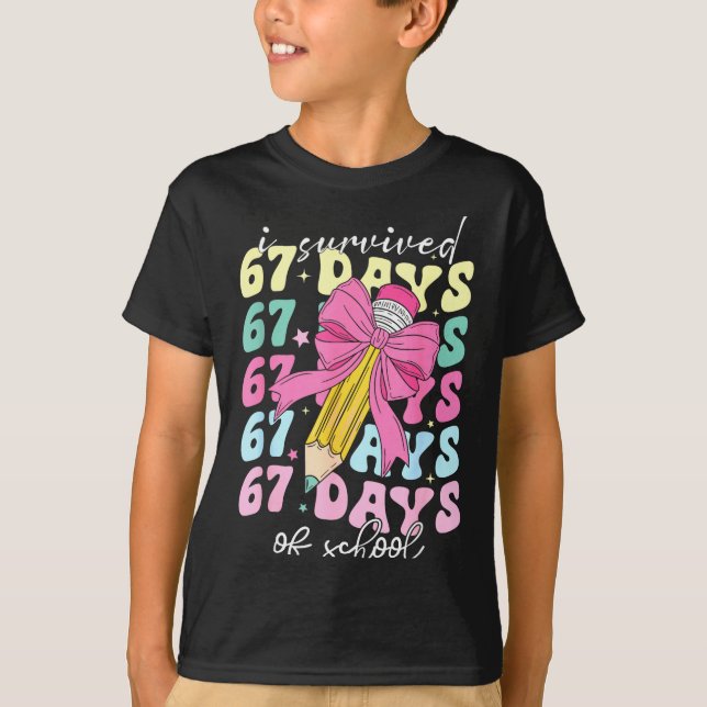 I Survived 67 Days Of School Coquette Bow Student  T-Shirt (Vorderseite)