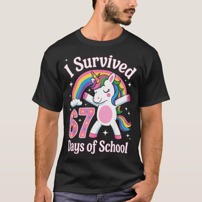 I Survived 67 Days Of School Funny 67 Teachers Kid T-Shirt (Vorderseite)
