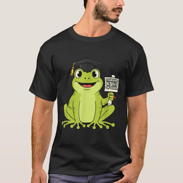I Survived 67 Days Of School Funny 67 Teachers Stu T-Shirt (Vorderseite)