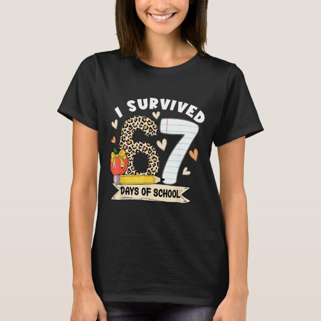 I Survived 67 Days Of School Funny Leopard Student T-Shirt (Vorderseite)