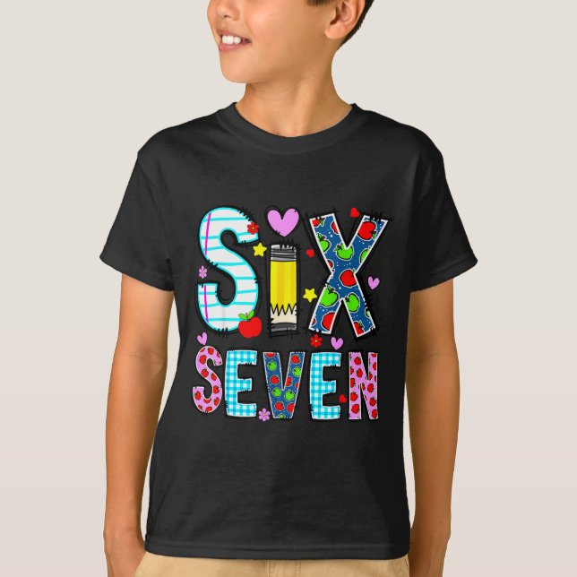 I Survived 67 Days Of School Funny Meme Teacher St T-Shirt (Vorderseite)