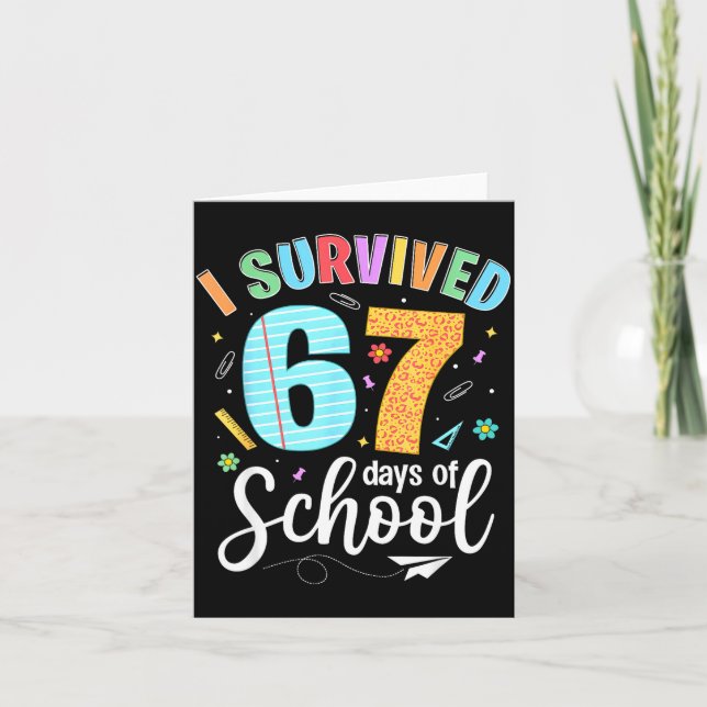 I Survived 67 Days Of School Funny Meme Teachers S Karte (Vorderseite)