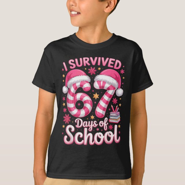 I Survived 67 Days Of School - Funny Teachers Stud T-Shirt (Vorderseite)