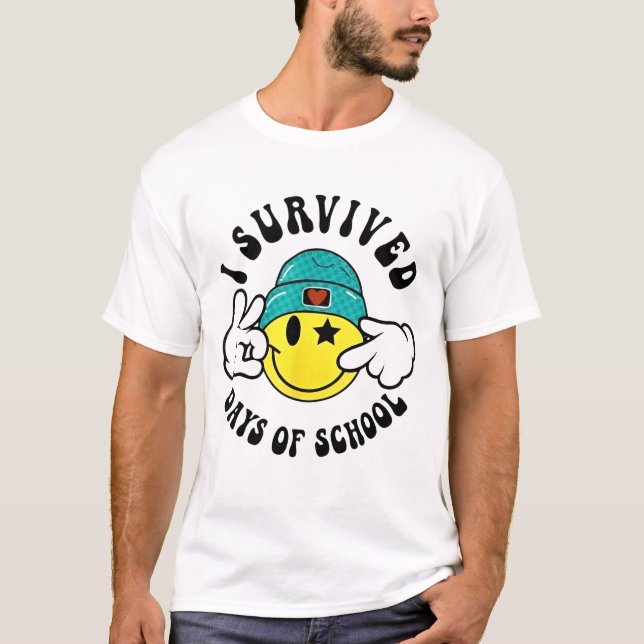 I Survived 67 Days of School Teachers Students Six T-Shirt (Vorderseite)