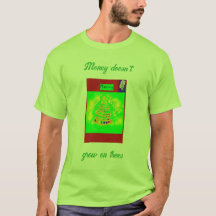 I.T. pousse sur les noeuds d'arbre T-shirt vert