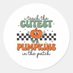 I Teach The Cutest Pumpkins In the Patch Retro Tea Runder Aufkleber