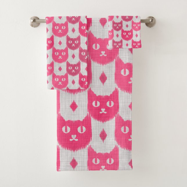 Icat ikat pink pattern (En situation)