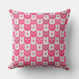 Icat ikat pink pattern kissen