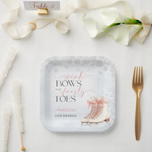 Ice Skating Teen Birthday Pink Bow Pappteller (Hochzeit)
