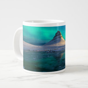 Ice & Snow Kirkjufell Mountain, Iceland Jumbo-Tasse