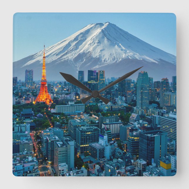 Ice & Snow | Mt. Fuji & Tokyo Skyline Quadratische Wanduhr (Vorderseite)