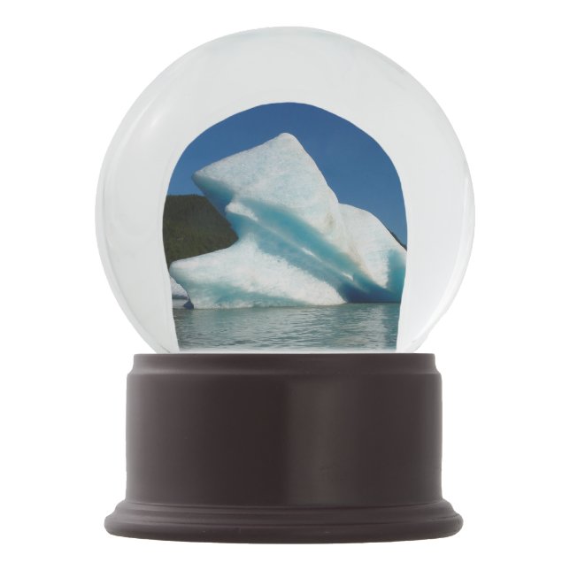 Iceberg am Mendenhall See in Alaska Schneekugel (Vorderseite)
