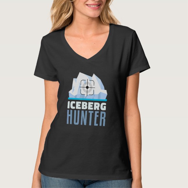 Iceberg Hunter Purify Water Vodka Maker Ice Hunti T-Shirt (Vorderseite)