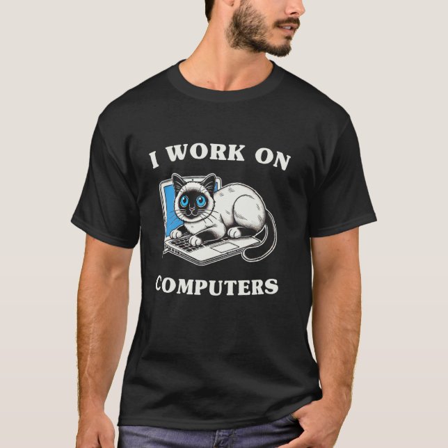 Ich Arbeite An Computern Siamese-Katze Spaß T-Shirt (Vorderseite)