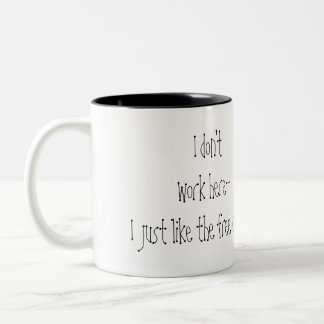Ich arbeite nicht hier zweifarbige tasse