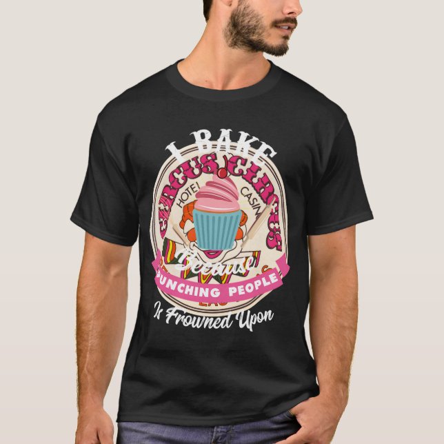 Ich backe, weil das Punzieren von Leuten bei I F T-Shirt (Vorderseite)