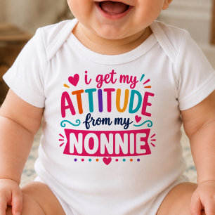 Ich bekomme meine Einstellung von meinem Nonnie-Bo Baby Strampler