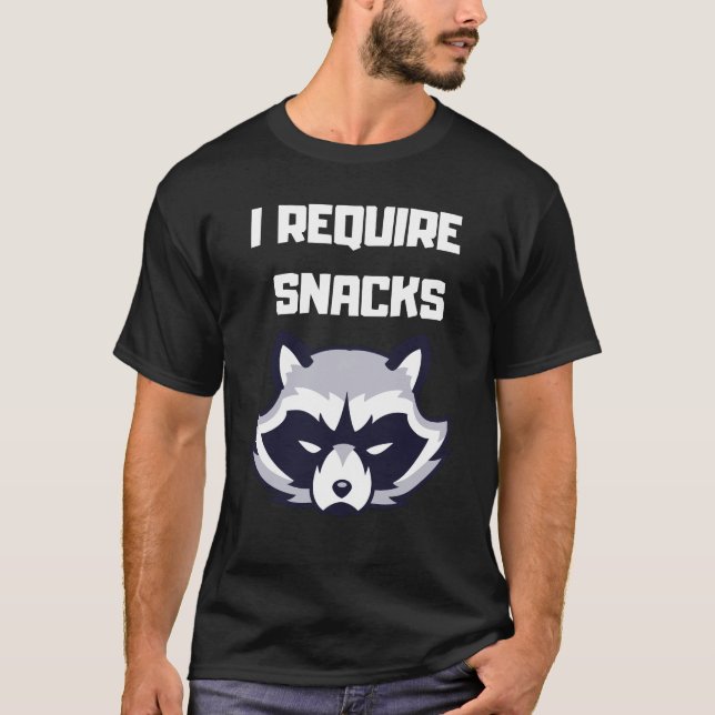 Ich benötige Snacks Raccoon T-Shirt (Vorderseite)