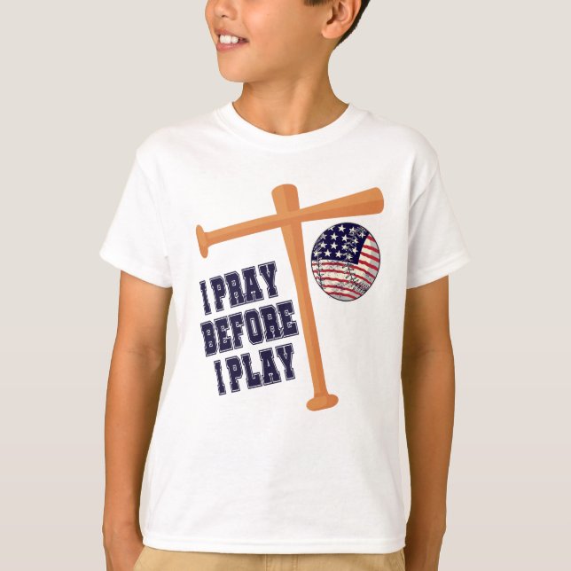 Ich bete, bevor ich Basebal Game spiele T-Shirt (Vorderseite)