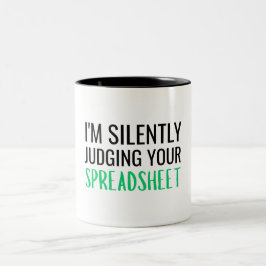 Ich beurteile Deine Tabelle stillschweigend Zweifarbige Tasse