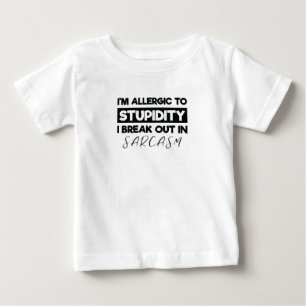 Ich bin allergisch gegen den Ausbruch der Krankhei Baby T-shirt