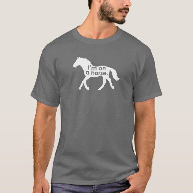Ich bin auf einem Pferdedunkelheitst-shirt T-Shirt (Vorderseite)