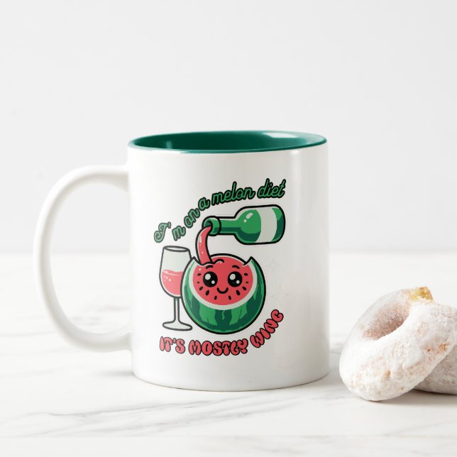 Ich bin auf einer Melon Diet Funny Watermelon Zweifarbige Tasse (Mit Donut)