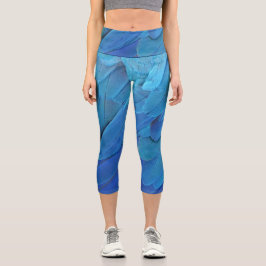 Ich bin blau - Papageienfedern nah Capri Leggings