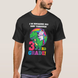 Ich bin dabei, meinen Weg durch die dritte Klasse T-Shirt