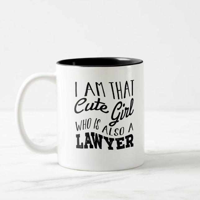 Ich bin das Niedliche Mädchen, das auch Anwalt ist Zweifarbige Tasse (Links)