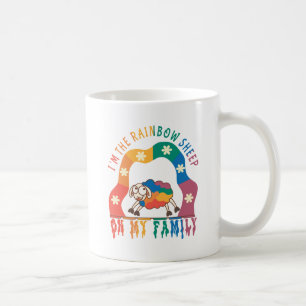 Ich bin das Regenbogenschaf meiner Familie - Pride Kaffeetasse
