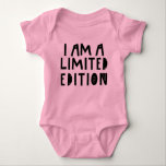 ICH BIN EINE BEGRENZTE AUSGABE | CLEVER SPRICHWORT BABY STRAMPLER<br><div class="desc">ICH BIN EINE BEGRENZTE AUSGABE | CLEVER SPRICHWORT | Kinder Baby Bodysuit</div>
