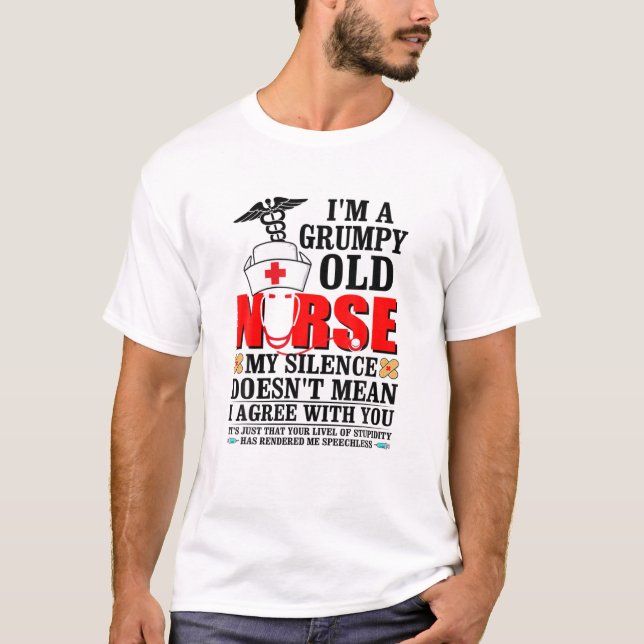 Ich bin eine gruselige Alte Krankenschwester-Werts T-Shirt (Vorderseite)