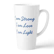 Ich bin eine helle große Tasse
