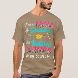 Ich bin eine Mama Oma und ein ermüdeter Bauer Leop T-Shirt