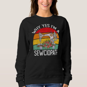Ich bin eine Nähmaschine mit Nähvorrichtung, die Q Sweatshirt