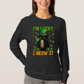 Ich bin glücklich und ich finde es glücklich, dass T-Shirt
