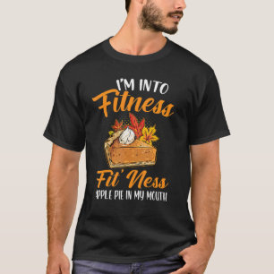 Ich bin in die Fitness, um den Apfelkuchen in mein T-Shirt