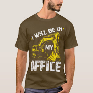 Ich bin in meinem Büro T-Shirt