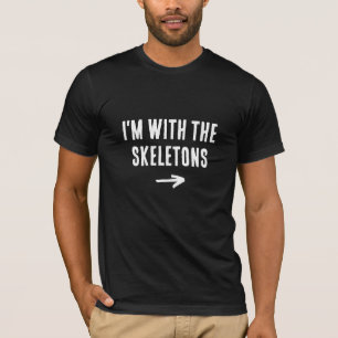 Ich bin mit den Skeletten lustiges Halloween-Nonco T-Shirt